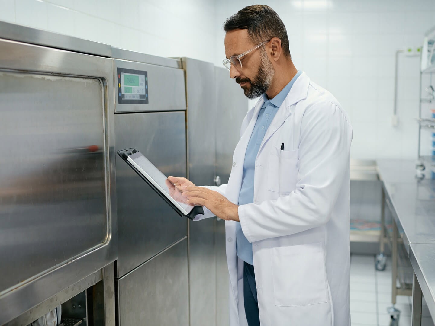 260217_CERTANIA_Biotec_AI_hospital_washer_disinfector_inspection